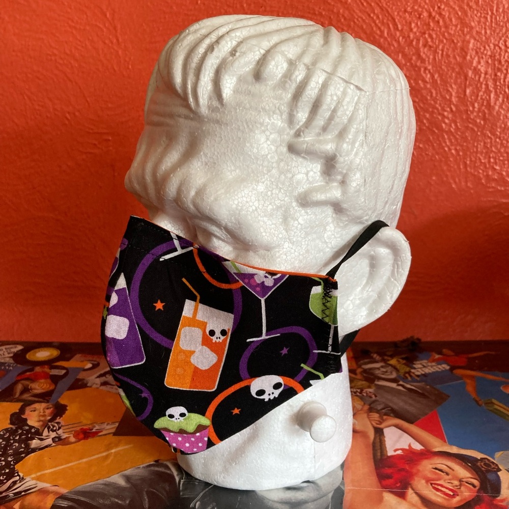 🎃Halloween Mask w/nose wire adjustable ear loops